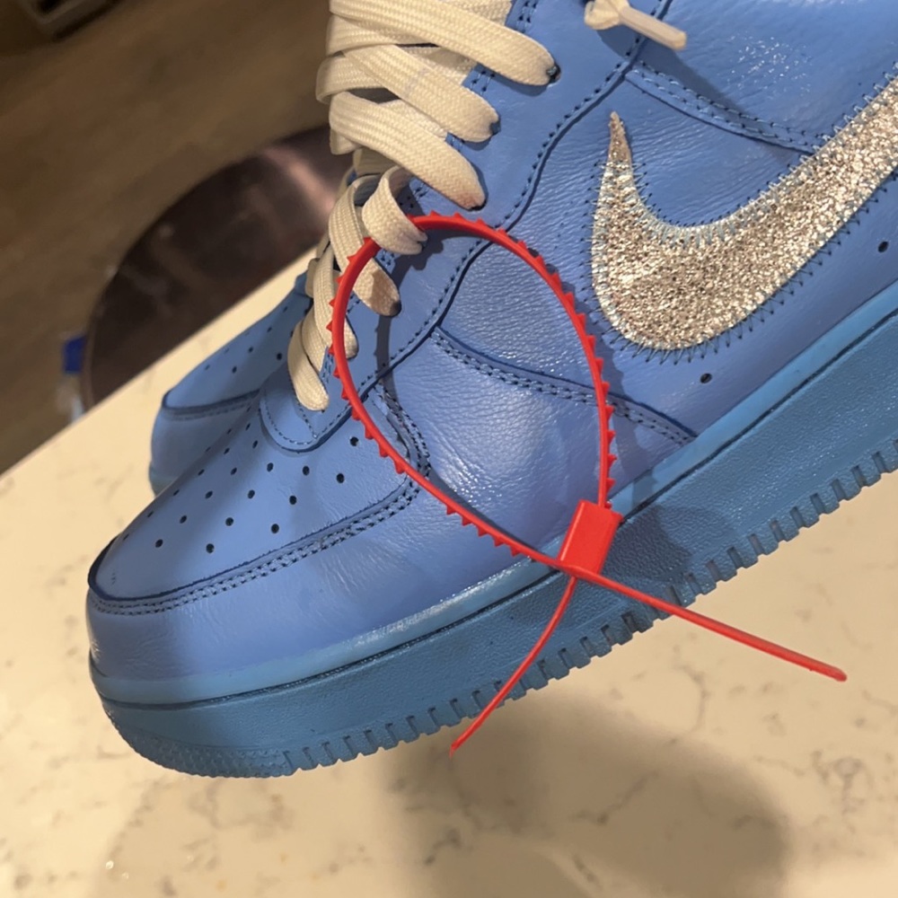 OFF White Air Force One “MCA”